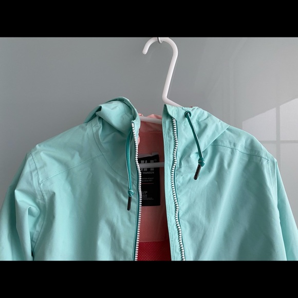 Helly Hansen Mint Green Hiking Jacket - Picture 2 of 10